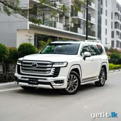 Toyota Land Cruiser 2025 Automatic photo 1