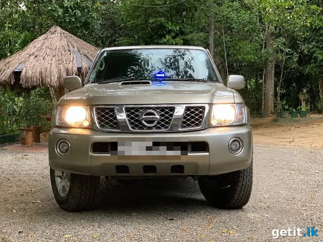Nissan Patrol y61 2010 Manual